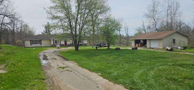 43493 County Road 388, Bloomingdale Twp, MI 49026