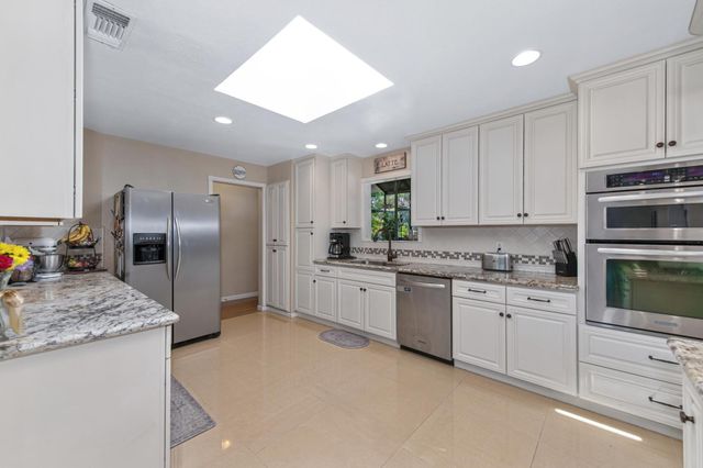 9356 Manette Way, Orangevale, CA 95662