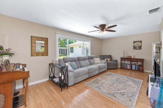 9356 Manette Way, Orangevale, CA 95662