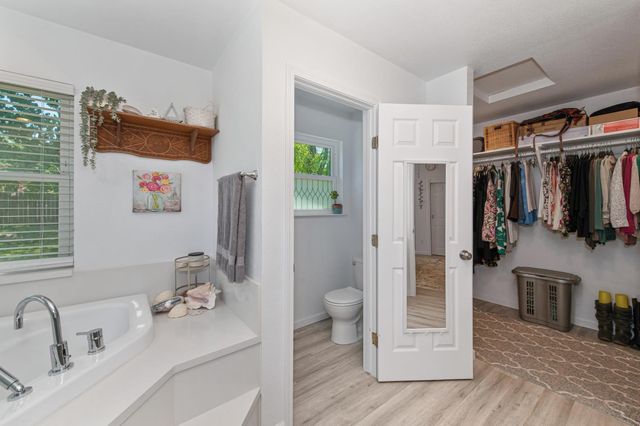 9356 Manette Way, Orangevale, CA 95662