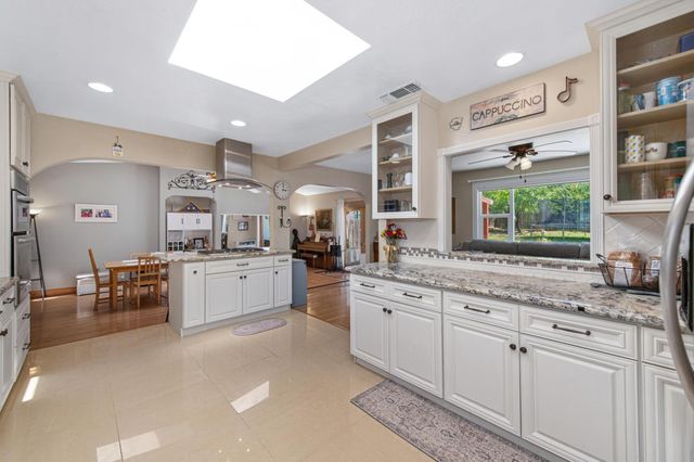 9356 Manette Way, Orangevale, CA 95662