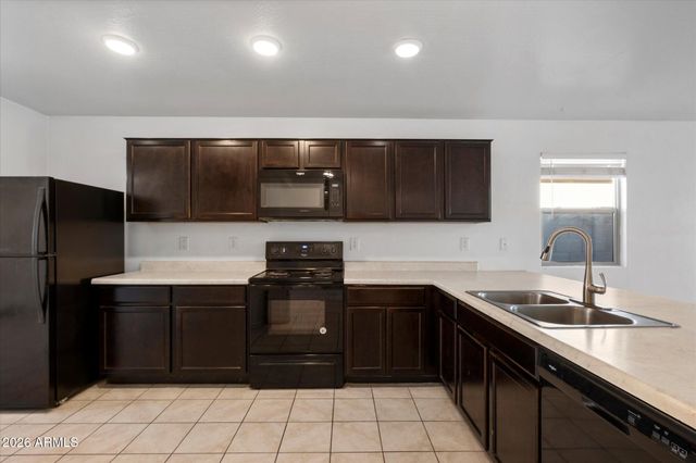 30493 N OAK Drive, Florence, AZ 85132