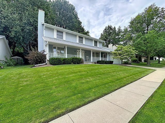 3707 75th Street Court, Moline, IL 61265