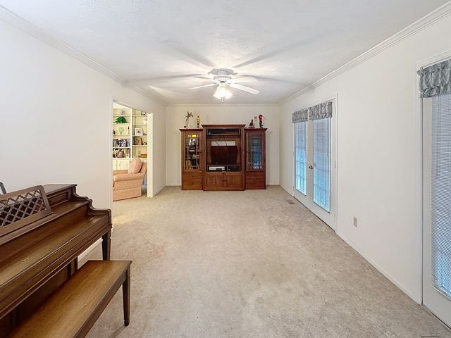 3707 75th Street Court, Moline, IL 61265