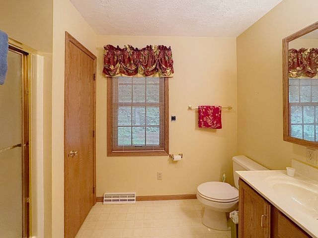 3707 75th Street Court, Moline, IL 61265