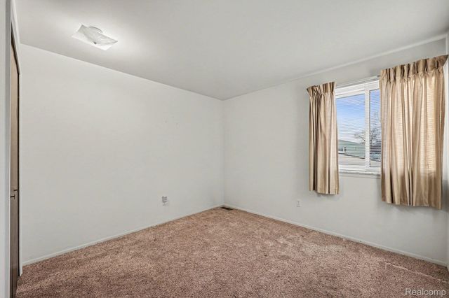 24570 Quad Park Lane, Clinton Charter Township, MI 48035