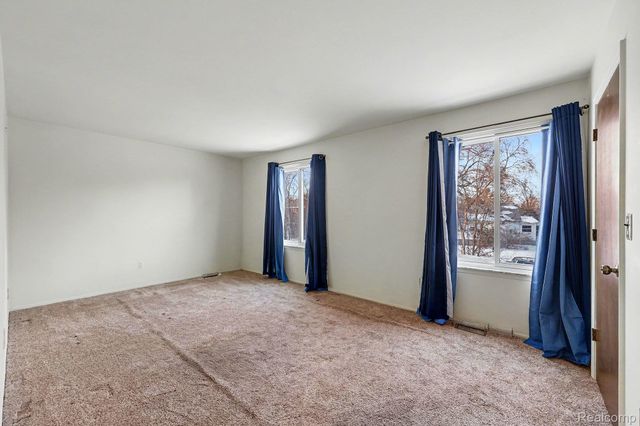 24570 Quad Park Lane, Clinton Charter Township, MI 48035