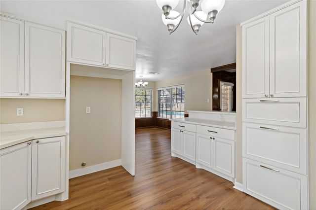 2404 Taylor Lane, Pearland, TX 77581