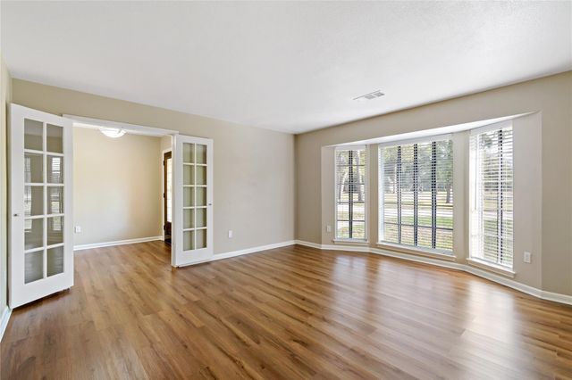 2404 Taylor Lane, Pearland, TX 77581