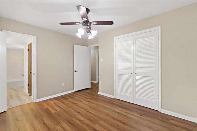 2404 Taylor Lane, Pearland, TX 77581