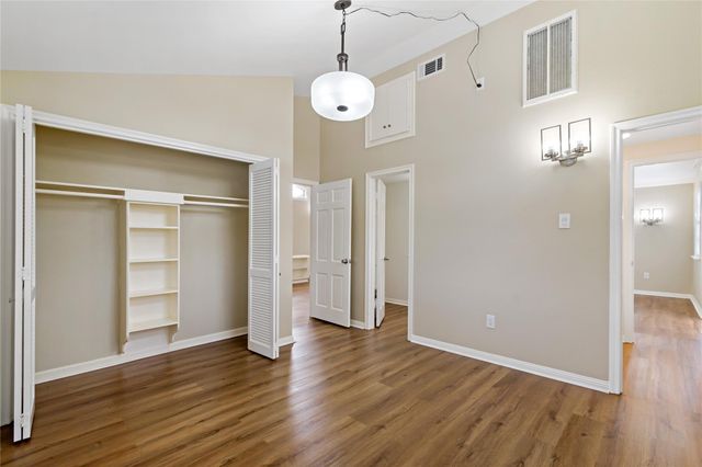 2404 Taylor Lane, Pearland, TX 77581