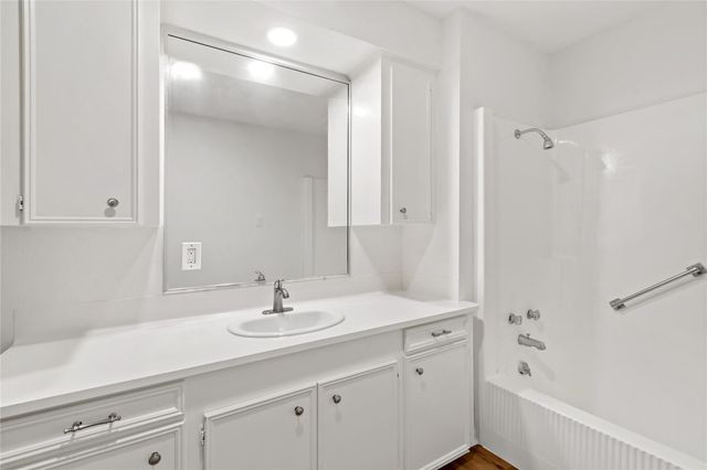 2404 Taylor Lane, Pearland, TX 77581