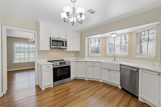 2404 Taylor Lane, Pearland, TX 77581