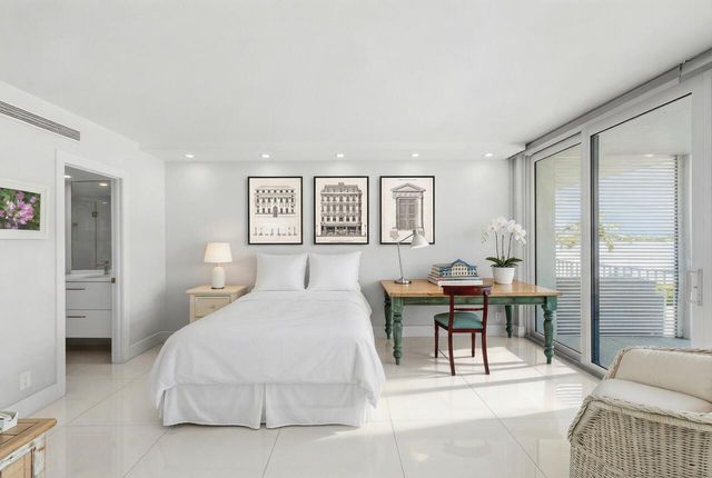 2784 S Ocean Boulevard 204s, Palm Beach, FL 33480