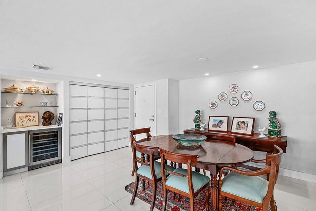 2784 S Ocean Boulevard 204s, Palm Beach, FL 33480