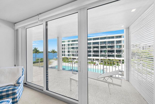 2784 S Ocean Boulevard 204s, Palm Beach, FL 33480