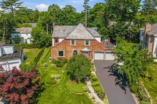 36 Strathmore Road, Great Neck, NY 11023