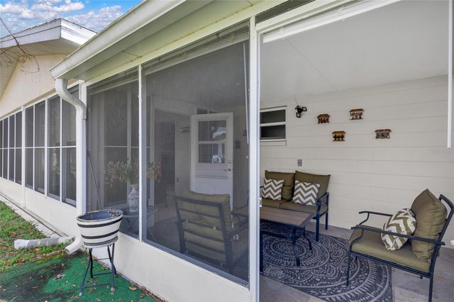 8883 SW 93RD LANE E, Ocala, FL 34481