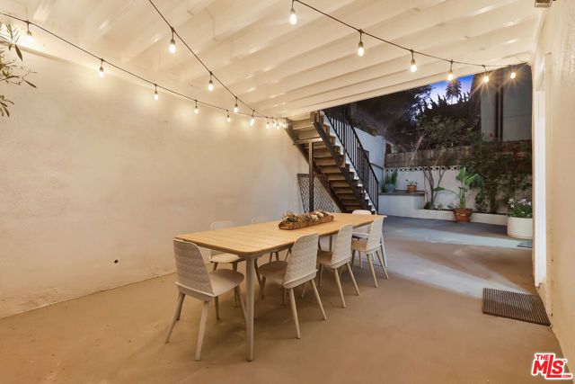 2251 Lyric Avenue, Los Angeles, CA 90027