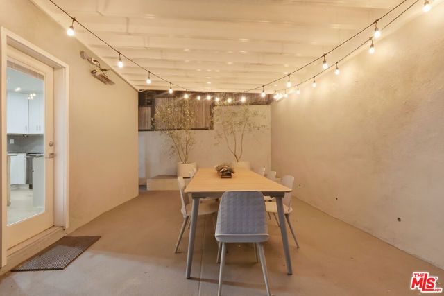 2251 Lyric Avenue, Los Angeles, CA 90027