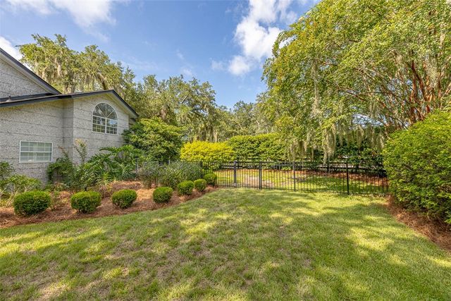 203 Grand Oaks Circle, St Simons Island, GA 31522