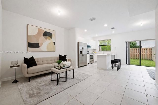 13236 SW 286th St, Homestead, FL 33033