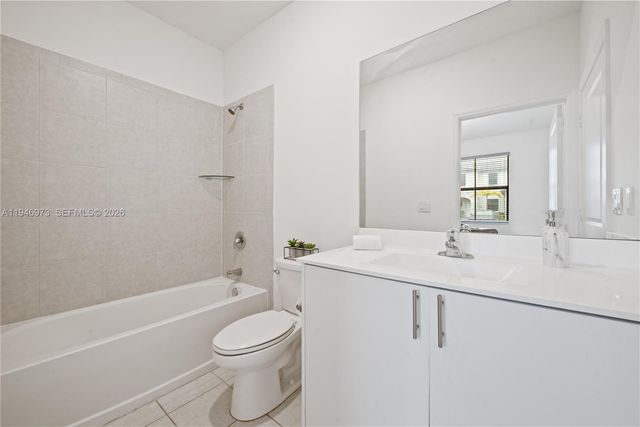 13236 SW 286th St, Homestead, FL 33033