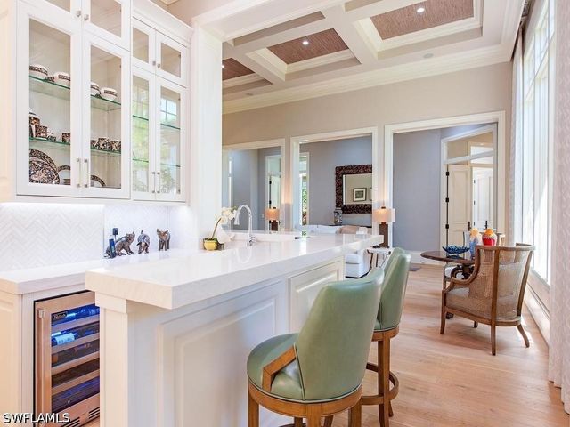 2202 Miramonte WAY, Naples, FL 34105