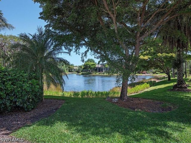 2202 Miramonte WAY, Naples, FL 34105