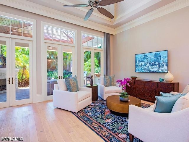 2202 Miramonte WAY, Naples, FL 34105