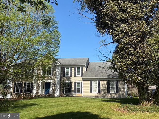 44 BELMONT CT, Shenandoah Junction, WV 25442