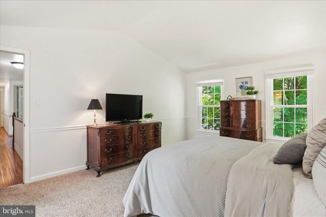 44 BELMONT CT, Shenandoah Junction, WV 25442