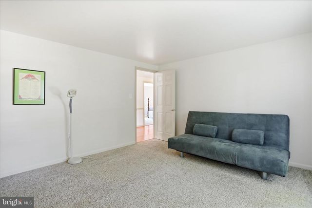 44 BELMONT CT, Shenandoah Junction, WV 25442