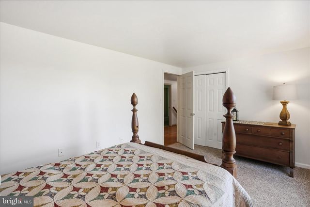 44 BELMONT CT, Shenandoah Junction, WV 25442