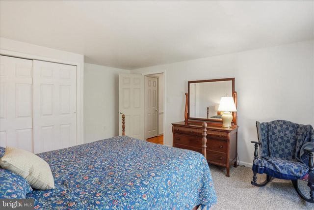 44 BELMONT CT, Shenandoah Junction, WV 25442