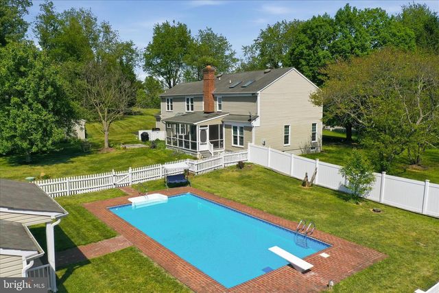 44 BELMONT CT, Shenandoah Junction, WV 25442