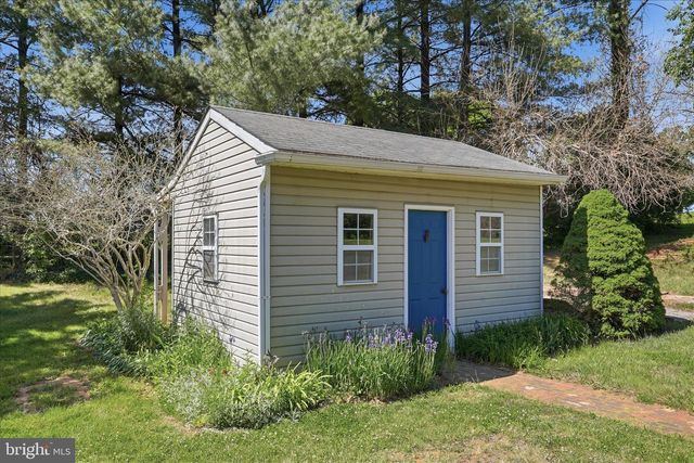 44 BELMONT CT, Shenandoah Junction, WV 25442
