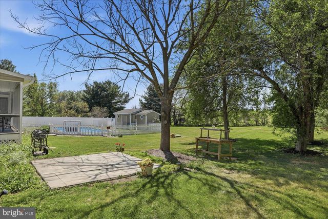 44 BELMONT CT, Shenandoah Junction, WV 25442