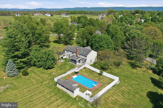 44 BELMONT CT, Shenandoah Junction, WV 25442