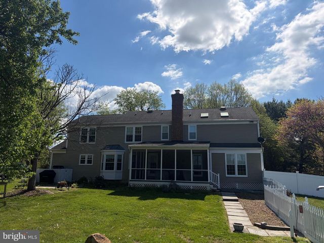 44 BELMONT CT, Shenandoah Junction, WV 25442