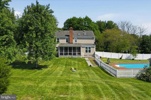 44 BELMONT CT, Shenandoah Junction, WV 25442