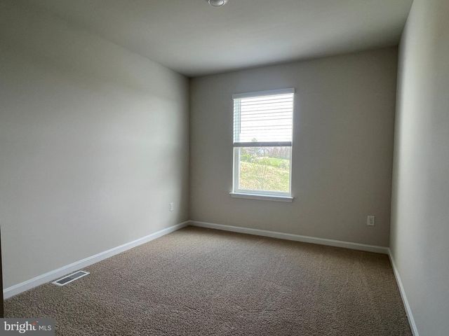 147 TIGNEY DR, Stephens City, VA 22655