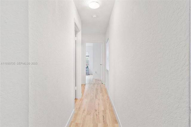 10613 NW 57th St, Doral, FL 33178