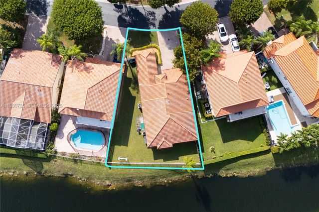 10613 NW 57th St, Doral, FL 33178