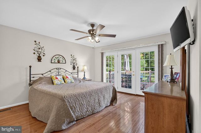 350 HOMESTEAD DR, Harleysville, PA 19438