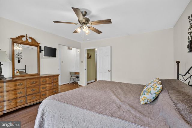 350 HOMESTEAD DR, Harleysville, PA 19438