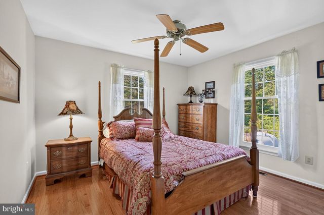 350 HOMESTEAD DR, Harleysville, PA 19438