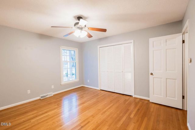 2822 Bedford Street, Burlington, NC 27215