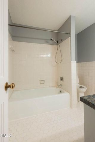 2822 Bedford Street, Burlington, NC 27215