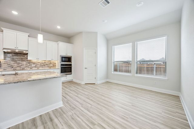 10304 Canna Lily Street, Fort Worth, TX 76036